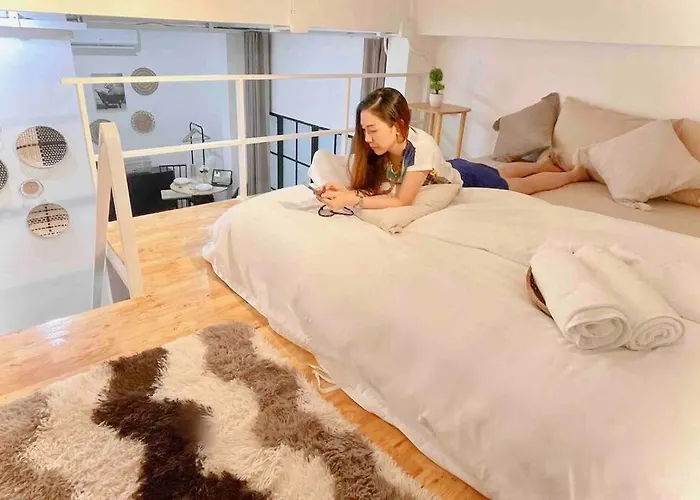Relax In Town,grand Palace Apartment